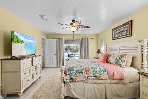 Luxury home with pool, near golfing and minutes to the beach.