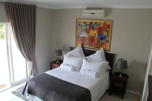 Seaview Manor Exquisite Bed & Breakfast Hotels in La Lucia