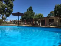Acacia Caravan Park & Holiday Units Hotels in Ararat