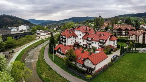 Nad Potokiem, Sun & Snow فنادق في Krynica Zdroj