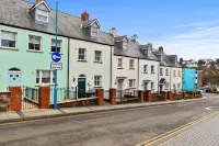 매스-와이-버란 - 마을과 해변 가까이