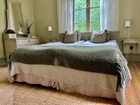 Lydde Gård Hotels in Marks kommun