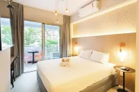 E-Side - Seasonal Studios Hotels in Sumarezinho