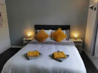 The Coach House - Bãi đậu xe