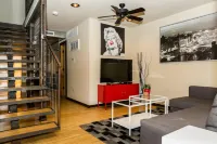 1700 サウス セカンド Rogers School of Engineering and Computer Science周辺のホテル