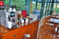 Heritage Trail Lodge - breakfast