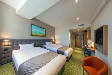 Aurora Hotel Ulaanbaatar Отели рядом с достопримечательностью «Монгольский государственный университет»