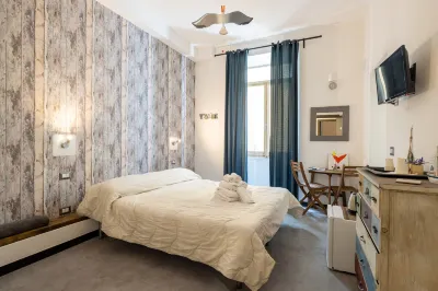 ポルタ・マリーナ のホテル