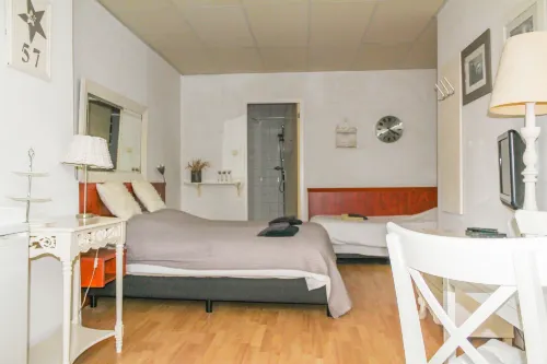 Blankebil Rooms Hotels in Zandvoort