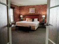 Lancaster Arts Hotel