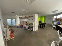 Newly Renovated Room in Cozy Hotel Near Disney 2