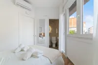 Livinn House - Self Check IN Hotels in L'Hospitalet de Llobregat