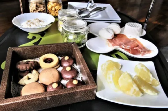 Artistic Charming House