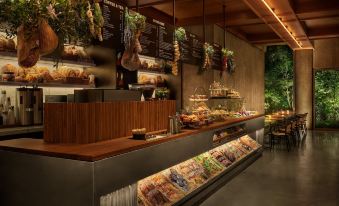 Public, an Ian Schrager Hotel