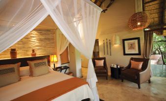 Impodimo Game Lodge