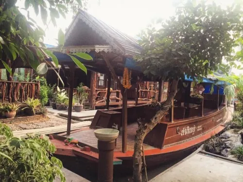 RuenNamyen Resort Amphawa Hotels in Mueang Samut Songkhram