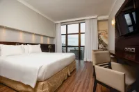 Bourbon Santos Convention Hotel