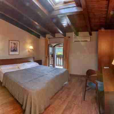 Hotel Fonda Merce Rooms