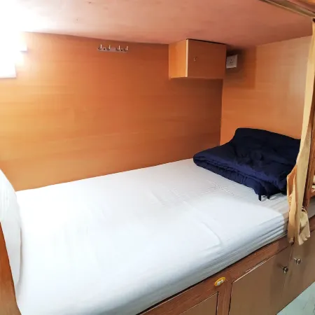 Hexahostel Mabrook