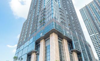 Celavie Services Apartments Vinhomes & Landmark 81