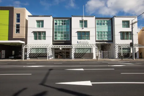 Sojourn Apartment Hotel - Riddiford - parking