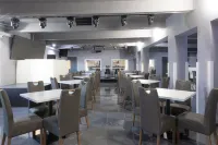 Bubble Hotel and Event Center - breakfast