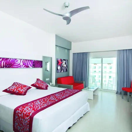 Riu Playa Blanca - All Inclusive