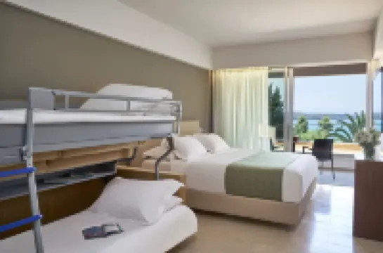 AKS Porto Heli Hotel