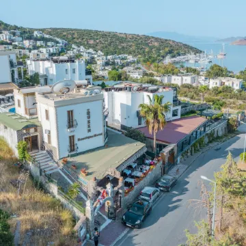 Queen Boutique Hotel