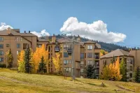Chamonix Condominiums by Frias