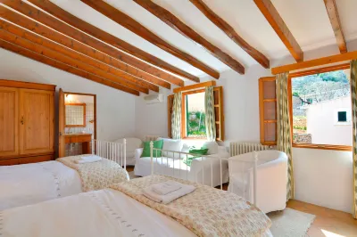 Can Busquets Hotels in Estellencs