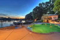 Oasis at Ballycastle by Avantstay Private Beach Hôtels à proximité de : North Carolina Auto Racing Hall of Fame
