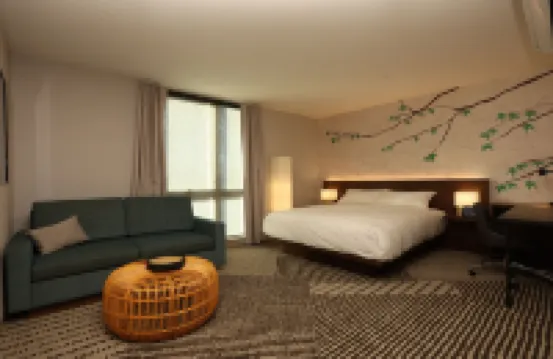 Cedartree Hotel Portland Hillsboro
