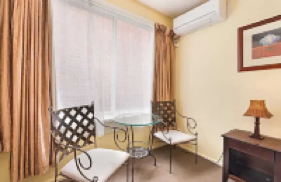 Knightsbridge Apartments