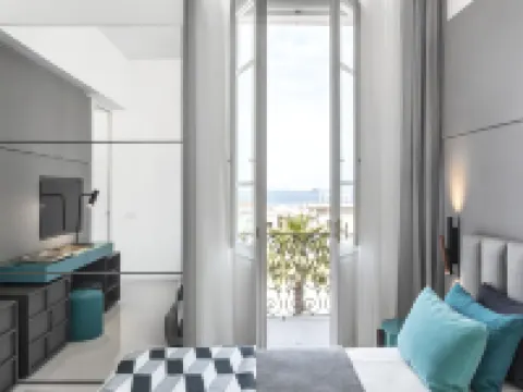 盧斯廣場酒店 維亞雷焦酒店