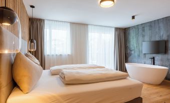 Fiss Suites by ALPS RESORTS