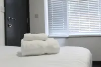 The Mini Hotel -Birmingham City-Free Breakfast Hoteles en Birmingam