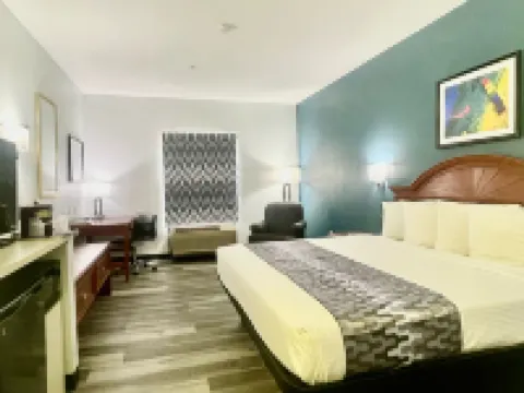 Grand Vista Hotel & Suites Hotels in Monroe County