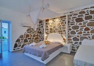 Adamas Hotel