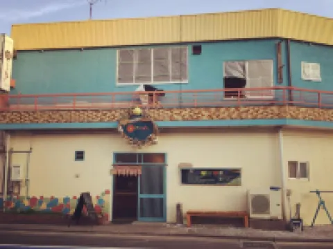 Guest House & Cafe Ohana Hotels near Omishima Bridge