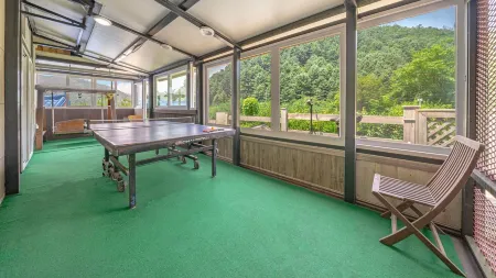 Chuncheon Thegangchon Pension Отели рядом с достопримечательностью «Jade Garden»