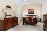 HOLDIAY SALE!! Beautifully decorated home close to everything