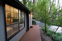 Bigfoot Bungalow — Creekside Paradise