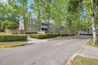 Haile Yeah! 1BR 1BA Guest Suite in Haile Village