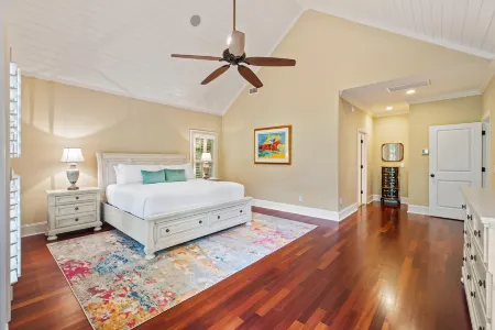 Charming Golf Course Views and Expansive Porch - Beautiful Island Retreat