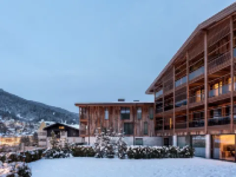 การ์เดนา เกริดแนร์โฮฟ โฮเทลแอนด์สปา โรงแรมในออร์ติเซ