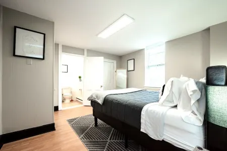 The Terrace at Park Place-captivating Wilmington Apartment: History meets Modernity