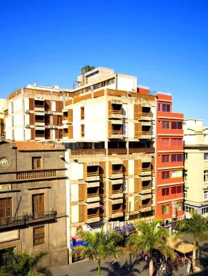Hotel Adonis Plaza Hotels near Plaza Pedro Schwartz (Plaza Militar)