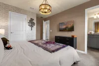 Screened-In Pool and Family Room with Entertainment - Stunning Oasis Hotel di Polk County