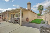Pool, Game Room and Putting Green Retreat - Stunning Desert Haven